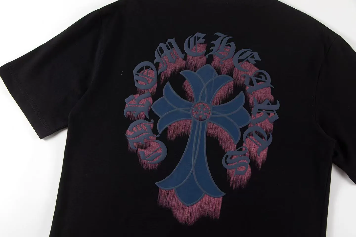 🅿️150 Style: 2025 new Croix Heart short-sleeved T-shirt Material: High version 300g double yarn combed cotton Size: S～XL Color: Black Style number: Z018